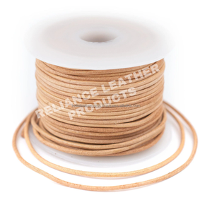 Cordon en cuir rond naturel crème de 1.5mm, finition lisse et douce pour la fabrication de colliers et de bracelets - Product Image 2