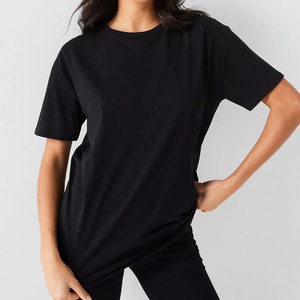 Camiseta de Cuello Redondo Holgada Negra para Mujer al por Mayor con Estampado de Logotipo Blanco, Top Casual de Manga Corta de Algodón Jersey para Todas las Estaciones - Product Image 2
