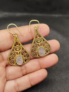 High Quality 18K Gold Plated Bohemian Style Moonstone Dangle Drop Earrings Brass Fashion Jewelry for Women's Parties Wholesale - Product Image 3