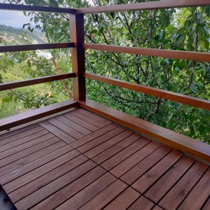 Carreaux de terrasse en bois imbriqués de haute qualité 300X300mm Acacia traditionnel 12mm lisse imperméable à l'eau pont extérieur pour brossé - Product Image 5