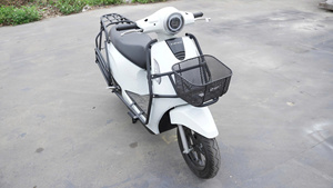 Porte-bagages robuste pour moto M-Biker VinFast Evo Grand, accessoires pour moto - Product Image 3