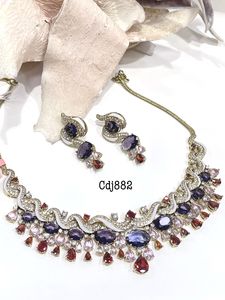 Conjunto de collar y aretes de circonita chapados en oro de calidad premium impecable, a la moda, para compromiso, boda, fiesta, colección. - Product Image 3