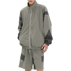 Vente en gros de veste coupe-vent zippée en molleton pour homme et ensemble short deux pièces sur mesure - Product Image 6