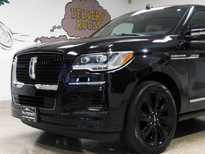 LINCOLN NAVIGATOR L RESERVE 2024 DE PRIMERA MANO, SUV USADO NEGRO EN BUEN ESTADO - Product Image 2