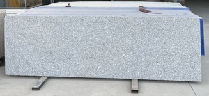 Granito Blanco S – Piedra de Granito Blanco Pulido para Encimeras, Escaleras y Revestimiento de Paredes - Product Image 1