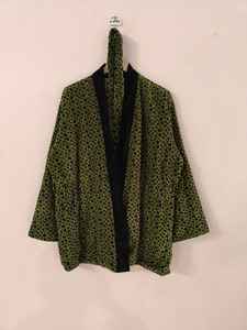 Women's <b>Green</b> Animal Print <b>Velvet</b> Kimono Robe V-Neck Full-Length Long Sleeves Winter Casual Luxury Coat Machine-Washable - Product Image 5
