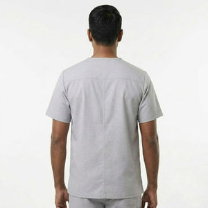 Medical <b>Scrub</b> <b>Top</b> Plain Stretchy Men V-Neck <b>Scrub</b> Shirts Wholesale Doctor <b>Scrubs</b> Shirts Multi-Pocket Surgical <b>Scrub</b> <b>Top</b> - Product Image 3