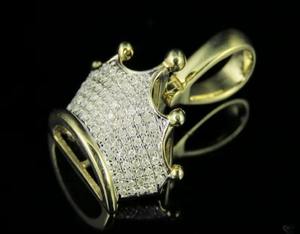 Colgante de cruz con diamante de moissanita de corte brillante redondo, plata de ley 925, engaste de canal religioso, joyería fina, colgantes y dijes - Product Image 1