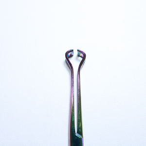 Pince à tissus Babcock de qualité supérieure, pince à pansements chirurgicaux, outils chirurgicaux en acier inoxydable fabriqués au Pakistan - Product Image 3