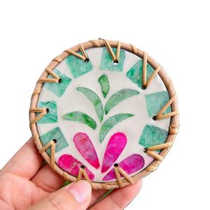 Sous-verre rond en rotin naturel tressé fait main, dessous de verre pour café et thé, fabriqué au Vietnam - Product Image 1