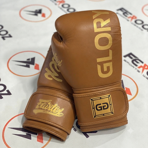 นวมชกมวย Fairtex Glory สีน้ำตาลเข้ม หนังแท้ ปิดด้วยแถบตีนตุ๊กแก สำหรับมืออาชีพ ระบายอากาศได้ดี เหมาะสำหรับการฝึกซ้อมสำหรับผู้ใหญ่ - Product Image 2