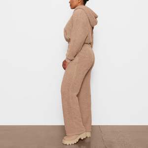 Nouvel ensemble de survêtement pour femme, tendance hiver, deux pièces, doux et chaud, sweat à capuche zippé Teddy - Product Image 3