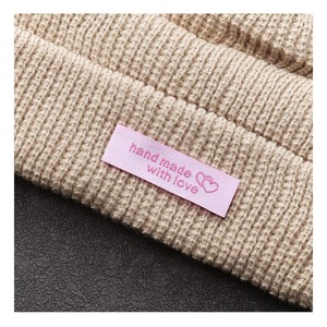 Étiquettes personnalisées en satin tissé de qualité supérieure avec logo imprimé pour vêtements de marque - Product Image 6