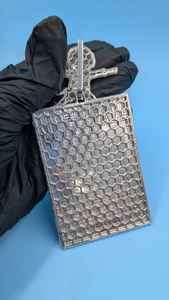 Colgante de llavero con póster de búsqueda de Monkey D. Luffy, de plata 925, estilo Hip Hop, con moissanita VVS, personalizable con nombre e inicial. - Product Image 5