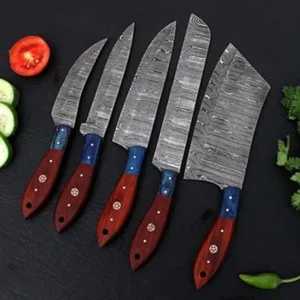Ensemble de 5 couteaux de cuisine écologiques en acier Damas à lame droite avec manche en bois : Couteau de chef, Santoku, Hachoir, Couteau utilitaire, Couteau d'office - Product Image 2