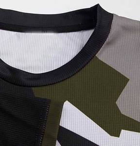 T-shirt pour homme imprimé par sublimation, vente directe d'usine, 100% polyester, séchage rapide, coupe classique, vêtements de sport décontractés pour homme - Product Image 3