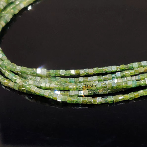 ลูกปัดเพชรธรรมชาติสีเขียวทรงลูกบาศก์เหลี่ยมเพชรพลอยขนาด 14 นิ้ว ร้อยเป็นเส้นสำหรับทำเครื่องประดับขายส่ง - Product Image 1