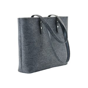 กระเป๋าผ้าสักหลาดสำหรับผู้หญิงกระเป๋าโท้ทพร้อมที่จับสำหรับนักเรียนโลโก้ออกแบบได้ตามต้องการจากเวียดนามราคาถูก - Product Image 2