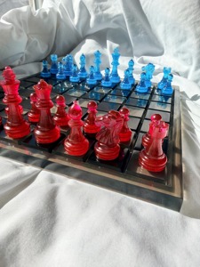 Custom Children Modern Luxury Epoxy Resin <b>Chess</b> <b>Board</b> <b>Set</b> High Quality Clear Pigmented <b>Chess</b> Pieces - Product Image 4