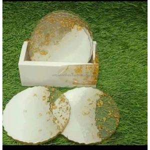 Juego de Posavasos Modernos Ecológicos de Madera con Resina de Espuma Marina y Lavanda, Detalles Dorados, para Mesa de Cocina y Hogar - Product Image 3