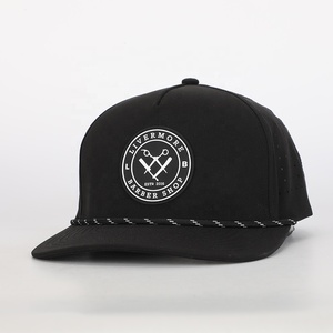 หมวกแก๊ป LIVERMORE BARBER SHOP แบบ Snapback 5 แผง ปรับขนาดได้ สีดำ โพลีเอสเตอร์ สำหรับทุกเพศ ระบายอากาศได้ดี กันน้ำ ผ้าแคนวาส สไตล์สตรีทสำหรับกิจกรรมกลางแจ้ง - Product Image 1