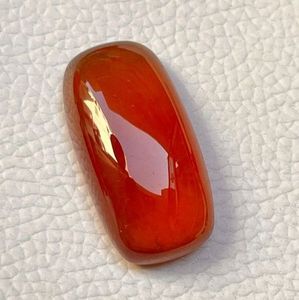 Granate Hessonita Natural, Corte Cojín Largo, Pulido, 52 Quilates, Piedra Preciosa Certificada por Terceros - Product Image 1