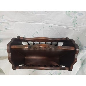 Elegante Revistero Rectangular de Madera de Nogal Oscuro |   Diseño Moderno de Mediados de Siglo |   Hecho a Mano |   28x15x10cm |   Mesa de Centro |   Venta al por mayor - Product Image 1