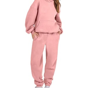 Conjunto Deportivo Premium para Mujer, Diseño Único, Transpirable, Teñido Liso, Corte Regular, Elegante y Casual - Product Image 2