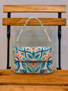Sac à bandoulière floral perlé fait main de luxe de haute qualité pour femmes |   Sac à main de soirée brodé vintage |   Léger et tendance - Product Image 1