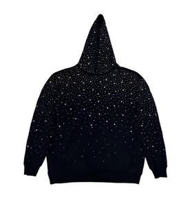 เสื้อฮู้ดผู้ชายสีเบจ ทรงปกติ ผ้าฝ้ายฟลีซ 100% มีกระเป๋าหน้า สไตล์วินเทอร์ แนวอาร์แวน์ทการ์ด คูลเจอร์ ใส่สบาย - Product Image 1