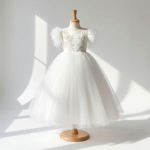Vestido de Novia para Niñas, Alta Calidad, Decoración Brillante, Tela de Tul Premium, Largo, Lujoso, con Plumas, Estilo Princesa - Product Image 1