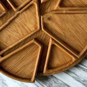 Bandeja de Servir Dividida de Madera, Plato Redondo de Bambú para Frutas con 5 Compartimentos, Plato para Aperitivos, Frutos Secos y Bocadillos para Mesa, Regalo - Product Image 5