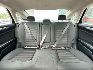 Ford Fusion Hybrid SE 2024 Usado, Volante a la Izquierda, Transmisión Manual/Automática, Sedán, Asientos de Cuero, Cámara Trasera, Gasolina/Eléctrico, Táctil - Product Image 4