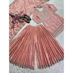 Conjunto Dupatta superior inferior de ropa de fiesta para mujer de diseñador con trabajo de bordado pesado - Product Image 1