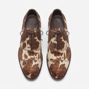 Chaussures habillées pour hommes en cuir véritable à imprimé vache, bout pointu, à lacets, toutes saisons, semelle antidérapante - Product Image 1
