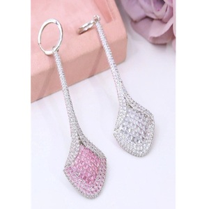 Aros de Moda con Circonitas Plateadas en Plata de Ley de Alta Calidad, Adorables y Elegantes, para Mujer, Ideales para Fiestas y Eventos Nocturnos - Product Image 1