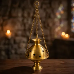 Quemador de Incienso Colgante de Latón Hecho a Mano con Diseño de Estrella Recortada, Incensario Decorativo de Metal con Cadena y Base de Pedestal para el Hogar - Product Image 6