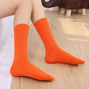 Chaussettes de sport décontractées anti-bactériennes en Spandex/Nylon à rayures pour hommes et femmes, blanches, pour l'hiver, nouvelle arrivée, haute qualité, tendance - Product Image 3