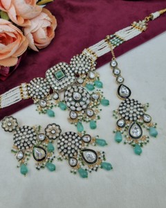 Elegant Kundan <b>Pearl</b> Strand Choker <b>Necklace</b> <b>Set</b> With Earrings And Mangtika Traditional Ethnic Festive Wear Jewellery Collections - Product Image 4