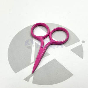 Tijeras de Bordado Mini de Acero Inoxidable, Color Magenta Intenso, Punta Fina, para Cortar Hilo, Herramienta de Costura y Manualidades - Product Image 2