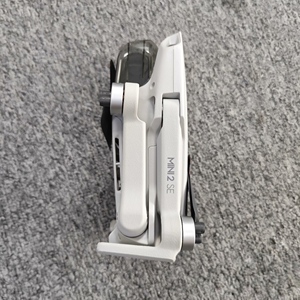 Mini dron SE 2 con cámara de 12 MP ultraligero con evitación de obstáculos por IA, giroscopio de 6 ejes, control remoto y transmisión de 10 km - Product Image 5