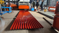 Machine ondulée pour la fabrication de tôles de toiture ondulées par vague d'eau