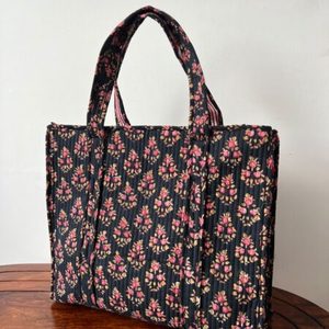 Sac fourre-tout matelassé en coton à rayures imprimées citron avec poche avant et ouverture supérieure pour femme - Product Image 2