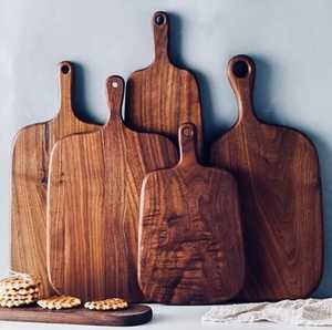 Planche à découper en bois massif naturel, forme rectangulaire, pour la cuisine, écologique, passe au lave-vaisselle - Product Image 6