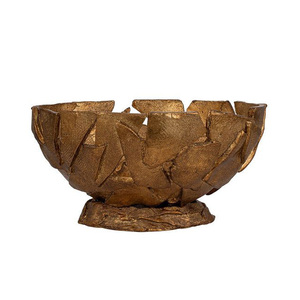 Cuenco de lujo sostenible de aluminio para servir nueces con acabado texturizado martillado, hecho a mano y apto para lavavajillas, ideal para la mesa festiva. - Product Image 2