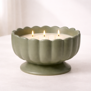 Bol à bougie en céramique à bord festonné, design tendance, multi-mèches, longue durée de combustion, finition lisse, accessoire de décoration d'intérieur de luxe haut de gamme - Product Image 1