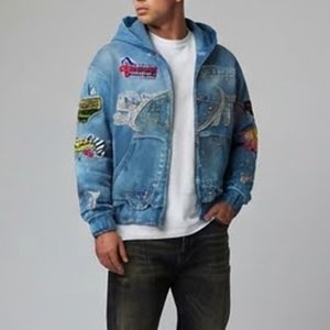 Sweat-shirt à capuche en jean surdimensionné pour homme, personnalisé avec logo, nouveau design patchwork appliqué, poche avant, décontracté, pour l'automne, vente en gros - Product Image 4