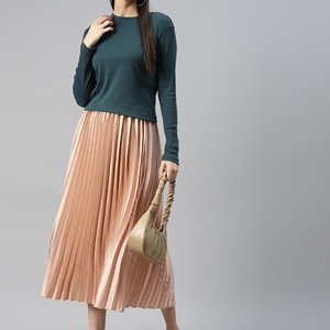 Nouveautés : T-shirt sexy à col bateau pour femme grande taille, jupe décontractée d'été en satin, couleur personnalisée, vente en gros Bangladesh 2026 - Product Image 1