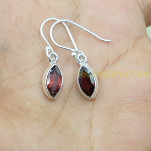 Pendientes de Piedra Preciosa de Granate Rojo Natural, Pendientes de Plata de Ley 925 Hechos a Mano, Joyería de Granate para Esposa - Product Image 4