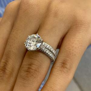 แหวนหมั้นเพชรทรงกลม RITZIN IGI Certified สี E ความสะอาด VS1 ฝังเพชรแบบ Pave ดีไซน์น่ารัก ตัวเรือนทองคำขาว 14K ชุดแหวนแต่งงาน - Product Image 3